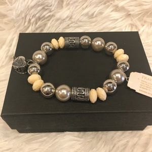 Alexa’s Angels Prayer Box Bracelet